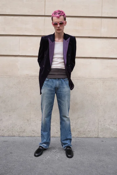 Look 12